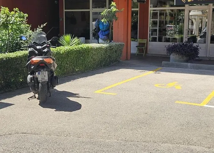 דירה Hanna's Oasis