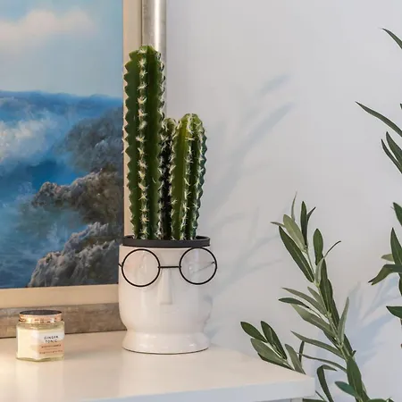 Hanna's Oasis Apartament *