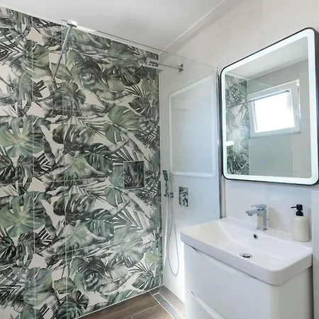 Hanna's Oasis Apartament *