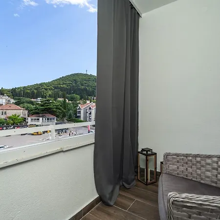 Hanna's Oasis Apartament